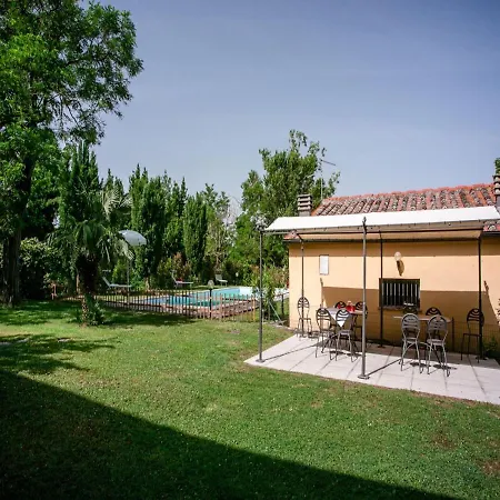 Casa vacanze Spacious Holiday In With Private Swimming Pool *